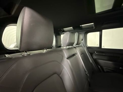 Used 2025 Land Rover Defender 110 S AWD/4WD image 25