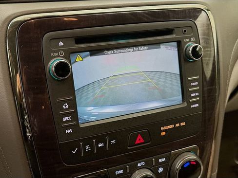 Used 2015 Buick Enclave Convenience w/ Trailering Package FWD image 13