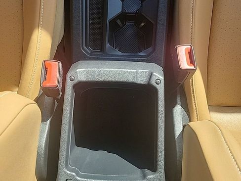 Certified 2022 Volkswagen Tiguan SE w/ Panoramic Sunroof Package image 41