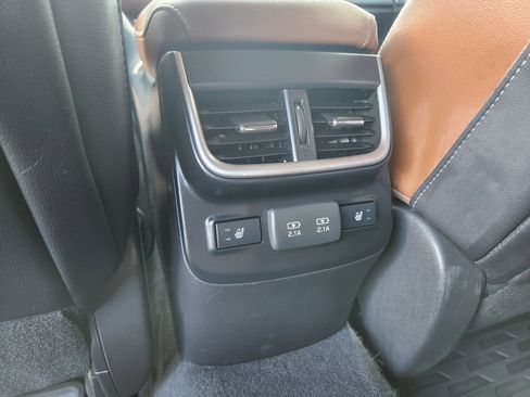 Used 2022 Subaru Outback Touring XT w/ Popular Package #2 image 9