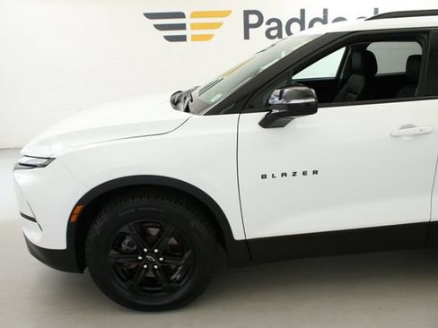 Used 2024 Chevrolet Blazer LT w/ Midnight/Sport Edition AWD/4WD image 5
