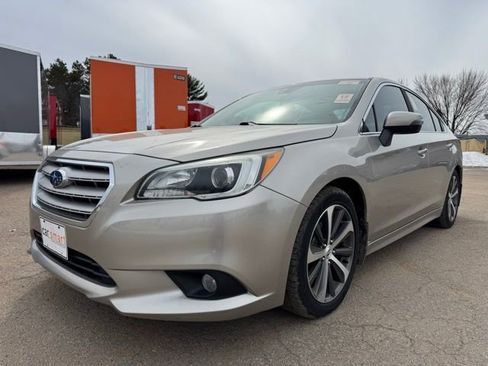 Used 2017 Subaru Legacy 2.5i Limited image 3