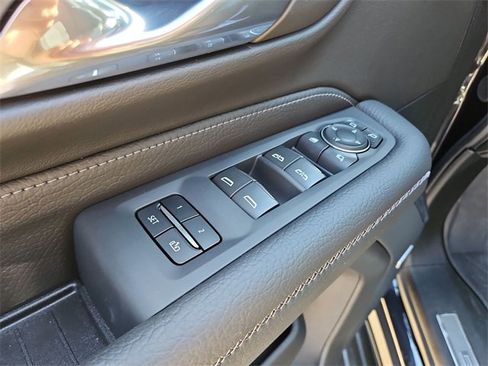 Used 2024 GMC Yukon Denali w/ Max Trailering Package image 24