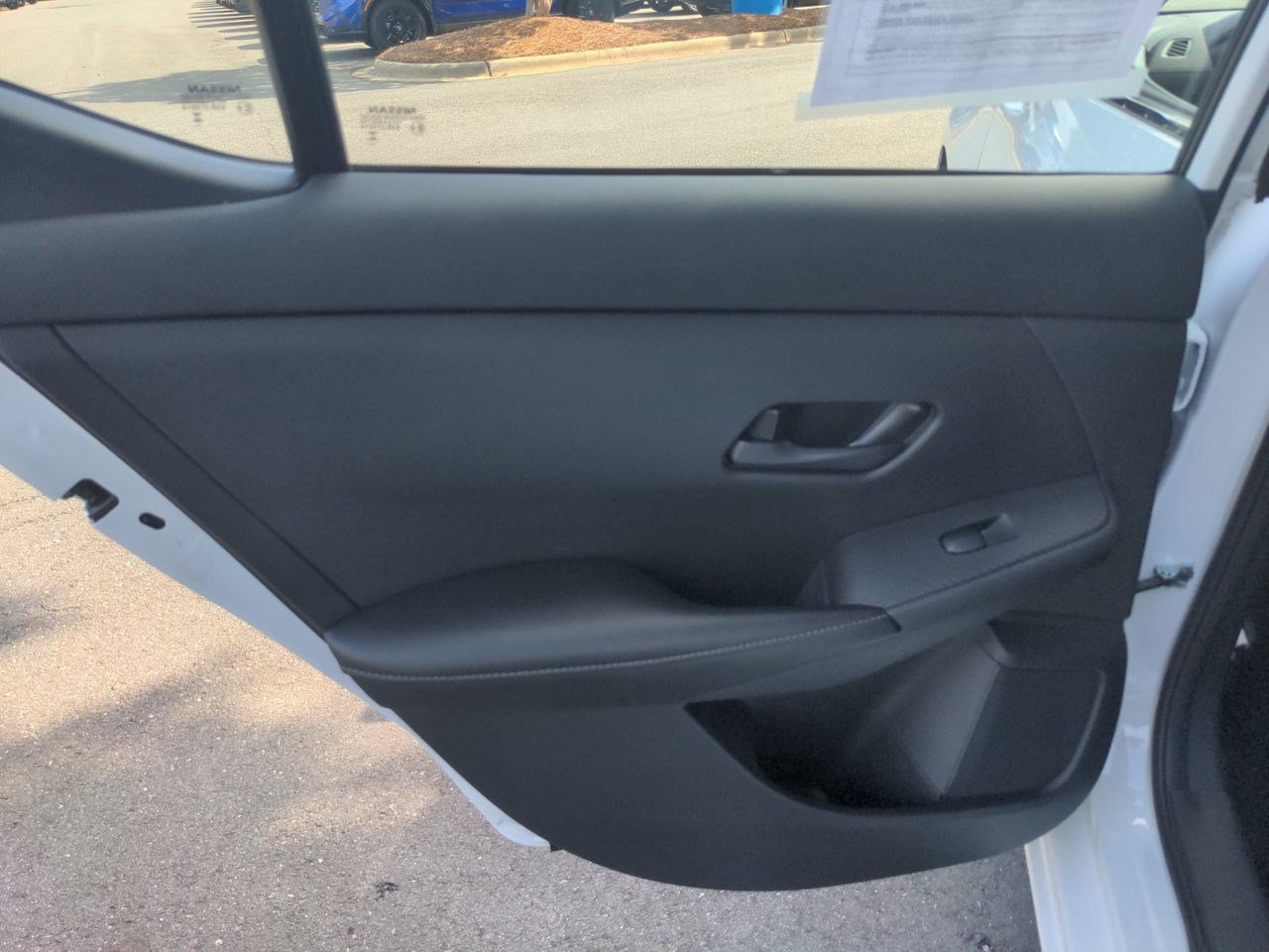 Used 2025 Nissan Sentra SV FWD image 40