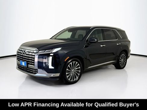 Used 2023 Hyundai Palisade Calligraphy w/ Cargo Package FWD image 3
