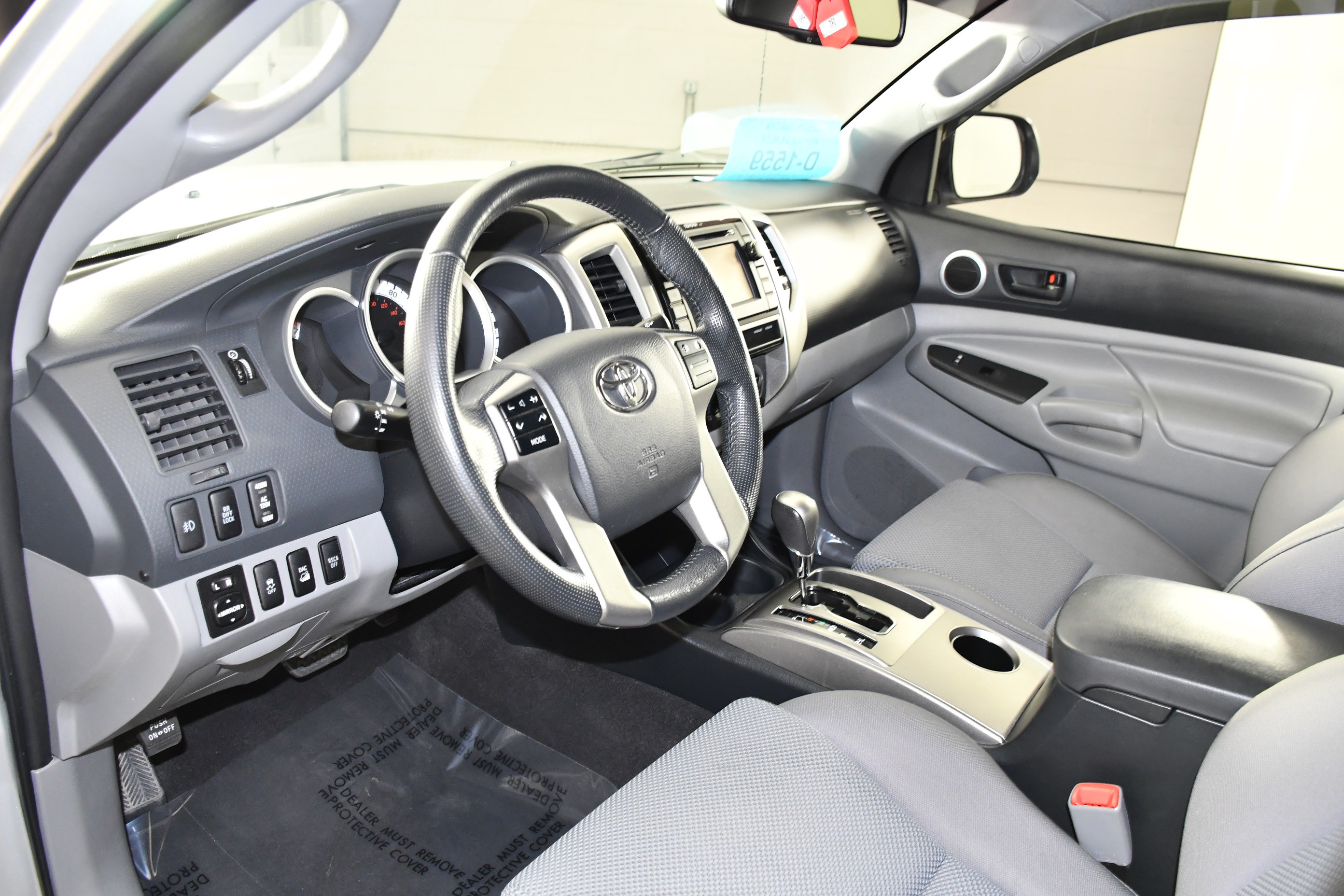 Used 2013 Toyota Tacoma 4x4 Double Cab w/ TRD Off-Road Pkg image 2