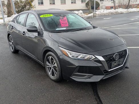 Used 2023 Nissan Sentra SV image 3