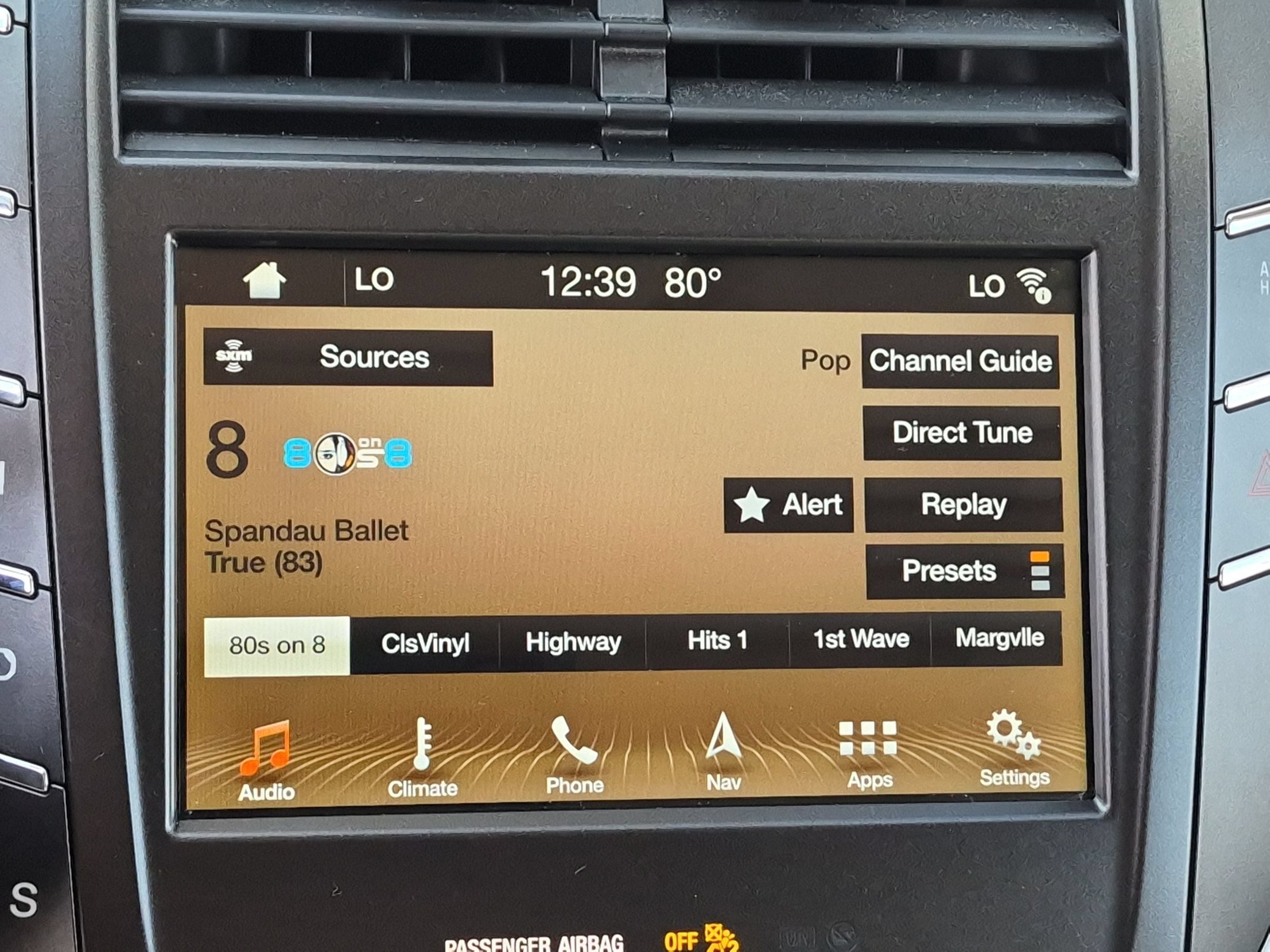 Used 2019 Lincoln MKC Select w/ Select Plus Package AWD/4WD image 12