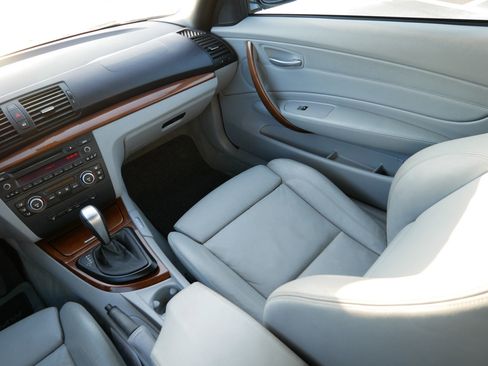 Used 2008 BMW 128i Convertible image 13