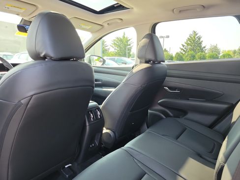 Used 2025 Hyundai Tucson SEL AWD/4WD image 14