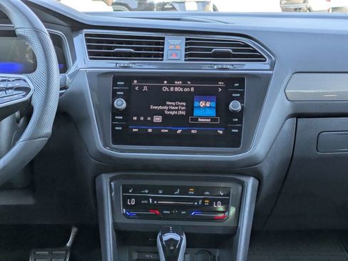 Certified 2024 Volkswagen Tiguan SE R-Line image 22