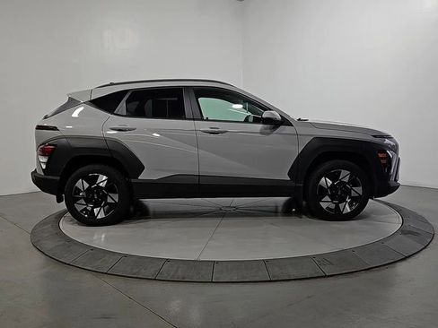 Certified 2025 Hyundai Kona SEL AWD/4WD image 7