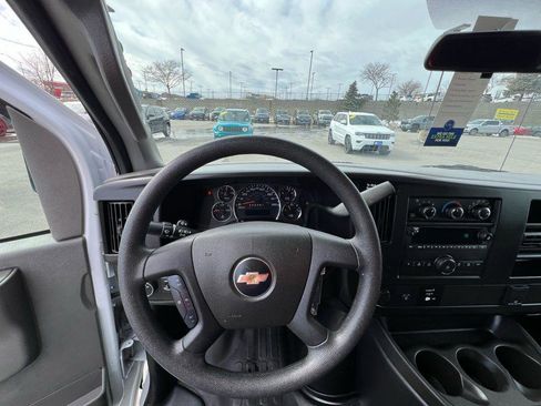 Used 2024 Chevrolet Express 2500 w/ Driver Convenience Package image 35
