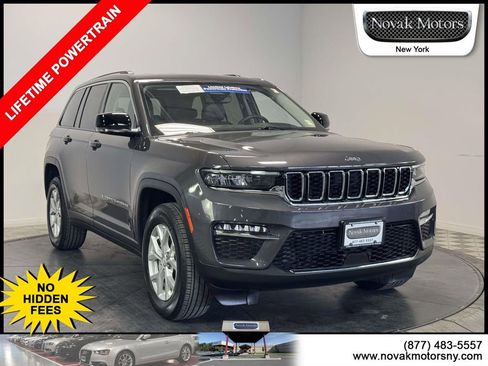 Used 2023 Jeep Grand Cherokee Limited AWD/4WD image 1