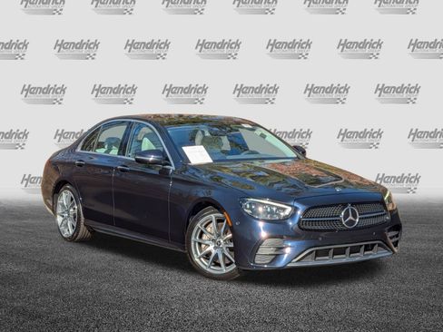 Used 2022 Mercedes-Benz E 350 4MATIC Sedan image 2