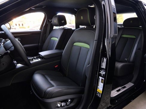 Used 2023 Rolls-Royce Ghost image 27