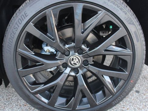 New 2026 Toyota Crown Signia image 10