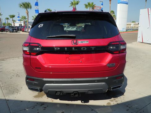New 2026 Honda Pilot Touring image 6