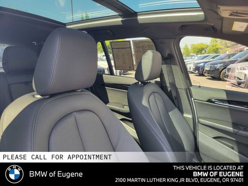 Used 2021 BMW X1 xDrive28i w/ Convenience Package AWD/4WD image 13