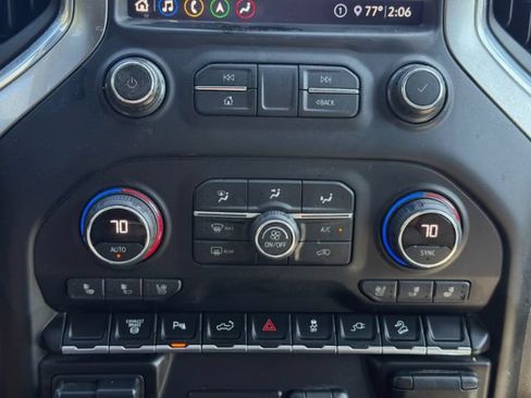 Used 2020 Chevrolet Silverado 2500 LTZ w/ LTZ Plus Package AWD/4WD image 21