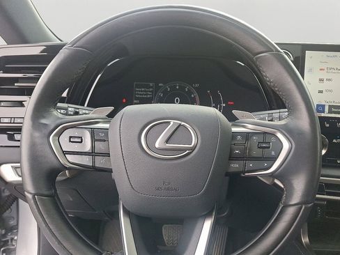 Used 2023 Lexus RX 350 Premium image 19