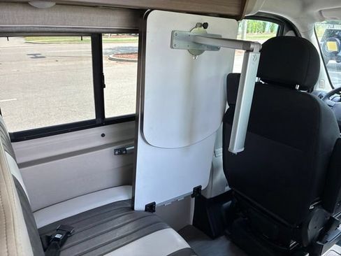 Used 2017 RAM ProMaster 3500 w/ Premium Appearance Group FWD image 29