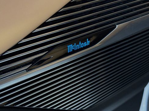 Used 2023 Jeep Grand Wagoneer Series III image 19