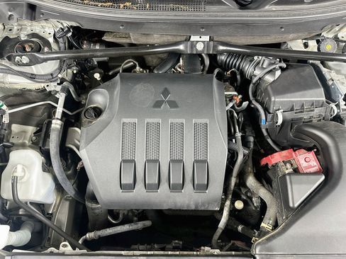 Used 2024 Mitsubishi Eclipse Cross SE AWD/4WD image 33