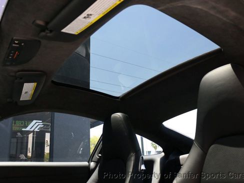 Used 2015 Porsche 911 Carrera image 27