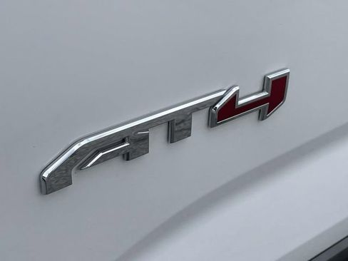 Used 2026 GMC Terrain AT4 image 9