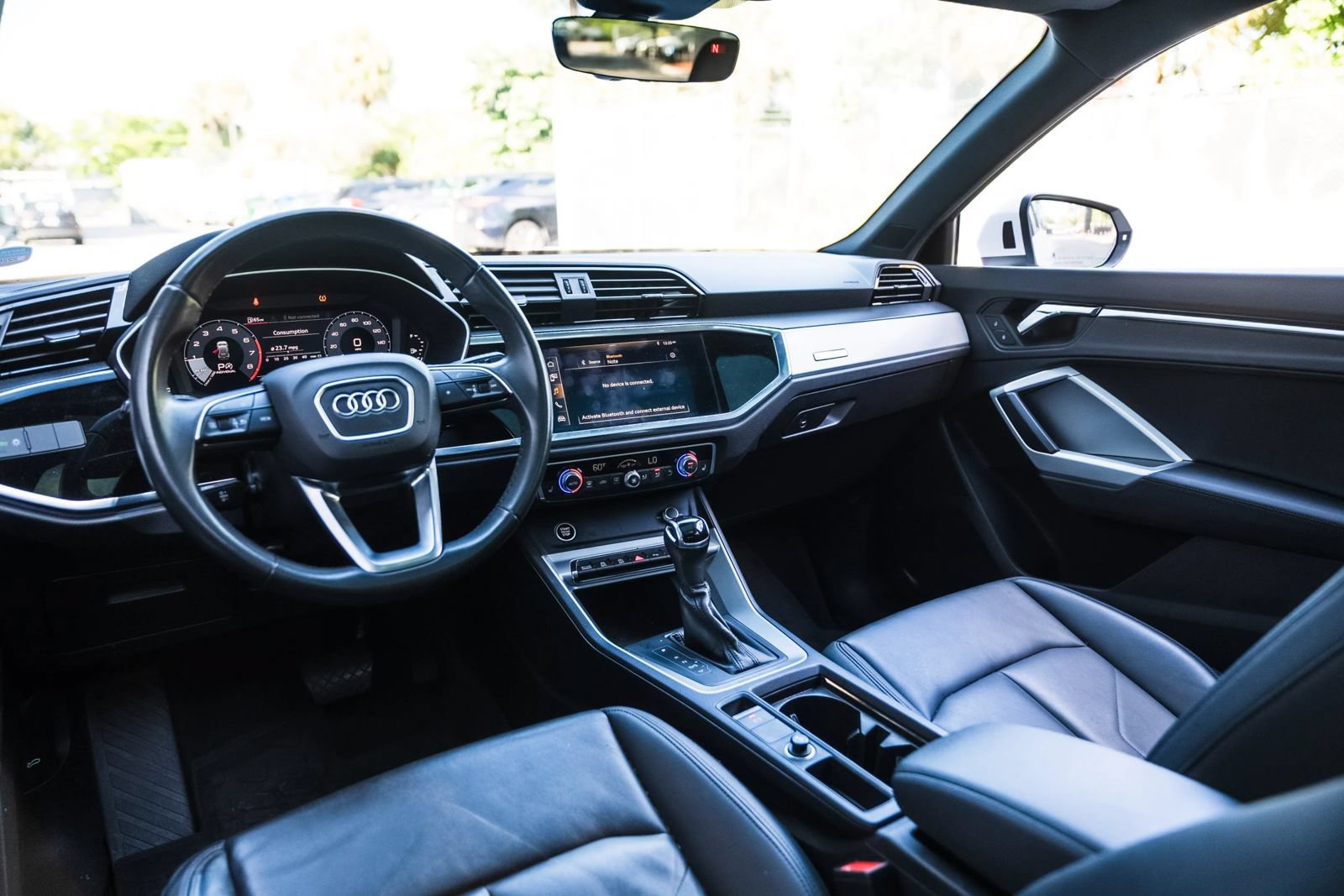 Used 2021 Audi Q3 2.0T Premium w/ Convenience Package AWD/4WD image 19