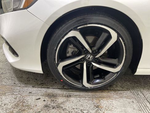 Used 2022 Honda Accord Sport Special Edition image 10