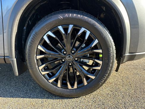 New 2026 Nissan Rogue SV image 12