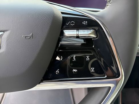 New 2025 Cadillac Escalade IQ Sport 1 w/ LPO, ONYX Package AWD/4WD image 22