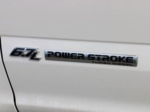 Used 2022 Ford F250 Platinum w/ Tremor Off-Road Package image 12