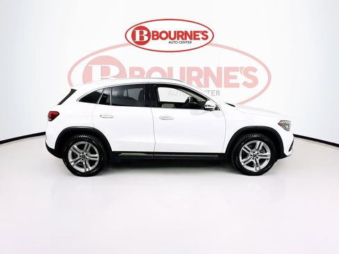 Used 2021 Mercedes-Benz GLA 250 4MATIC image 10