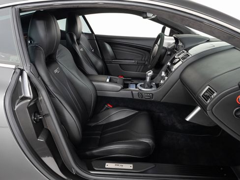 Used 2011 Aston Martin DBS Coupe RWD image 27