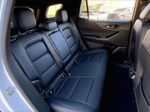 Used 2025 Chevrolet Equinox LT w/ Convenience Package II image 26