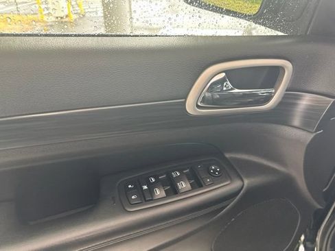 Used 2020 Jeep Grand Cherokee Laredo w/ Quick Order Package 2BN North AWD/4WD image 57