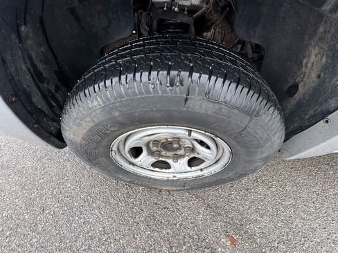 Used 2008 Mitsubishi Raider LS image 20