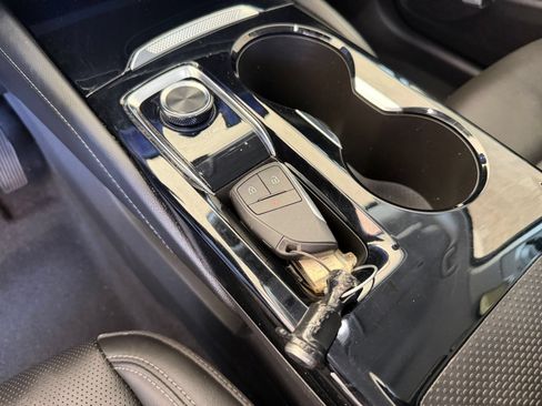 Used 2024 Buick Envision Preferred AWD/4WD image 22