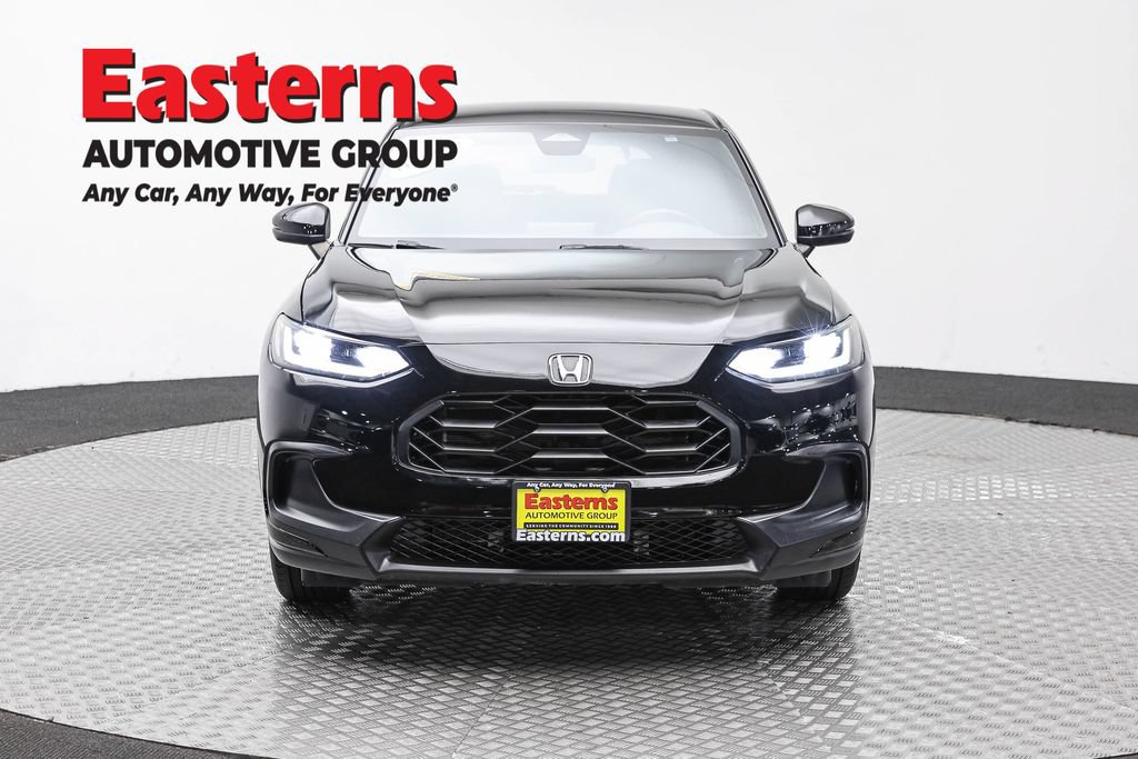 Used 2023 Honda HR-V Sport image 3