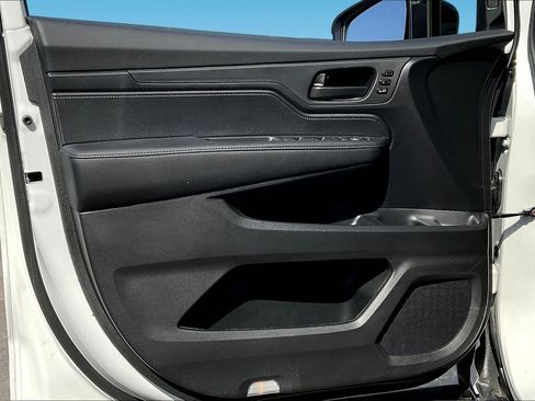 Used 2025 Honda Odyssey EX-L image 20
