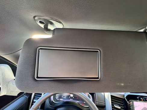 Used 2025 RAM 3500 Laramie image 10