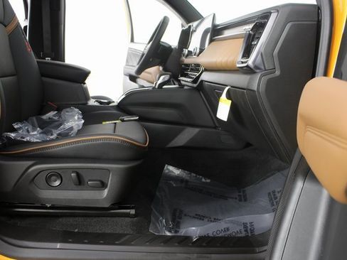 New 2026 GMC Canyon AT4 w/ AT4 Premium Package image 20