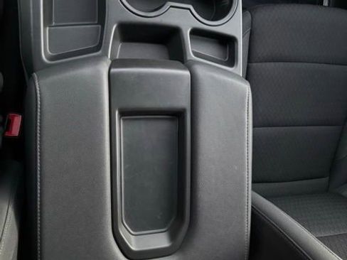 Certified 2025 Chevrolet Silverado 1500 LT image 34