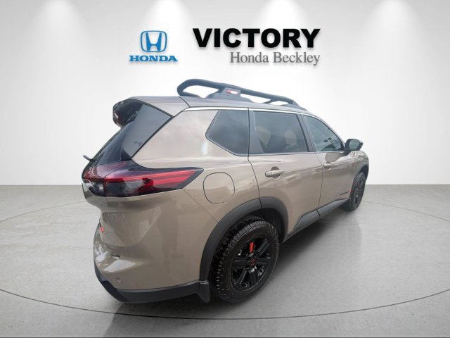 Used 2026 Nissan Rogue SV w/ Rock Creek Premium Package AWD/4WD image 5