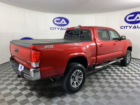 Used 2016 Toyota Tacoma SR5 w/ Towing Package AWD/4WD image 3