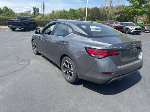 Used 2024 Nissan Sentra SV image 7
