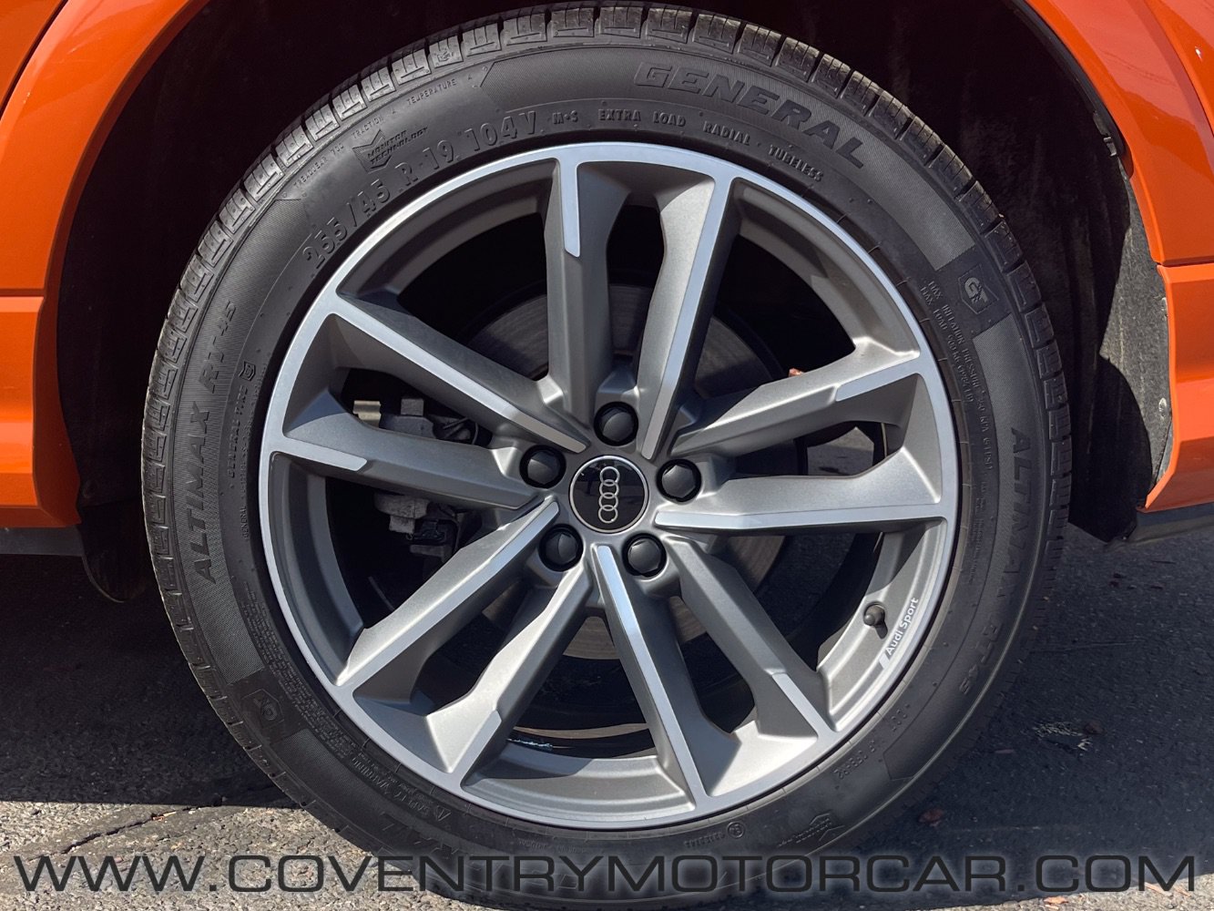 Used 2024 Audi Q3 2.0T Premium Plus w/ Premium Plus Package AWD/4WD image 9